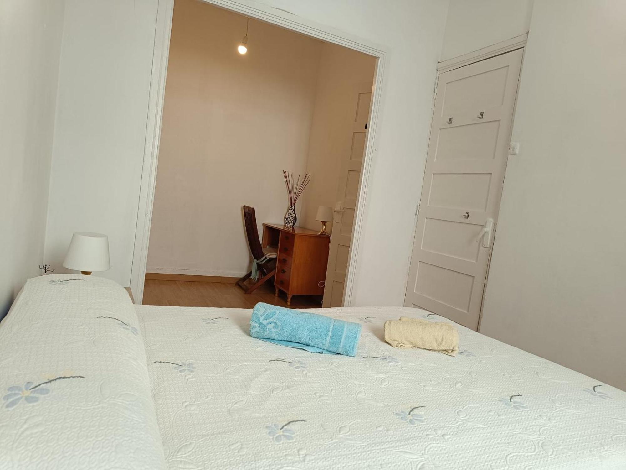 Appartement Piso Antiguo, Muebles Viejos, Muy Sencillo, Alquilado En Invierno A Estudiantes, Sin Ascensor, Cocina Antigua A Gas, Edificio Muy Antiguo à La Corogne Extérieur photo
